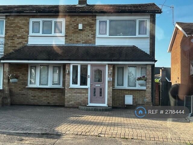 Main image of property: Bourne Avenue, Basildon, SS15