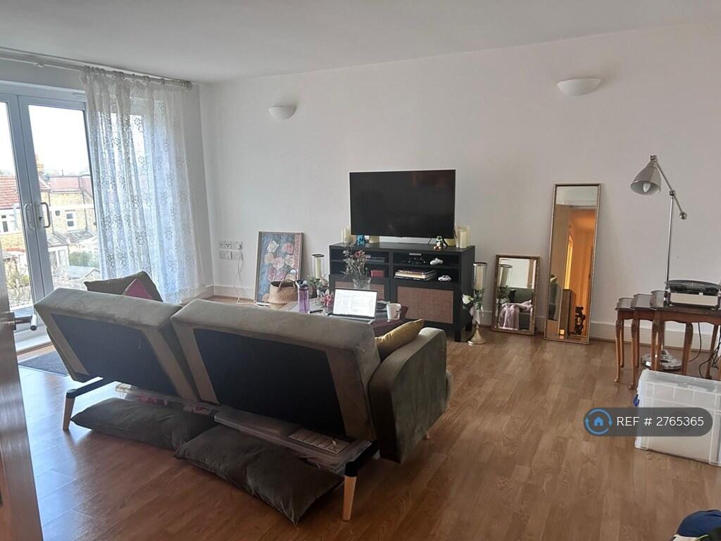 Main image of property: Worple Road, London, SW20