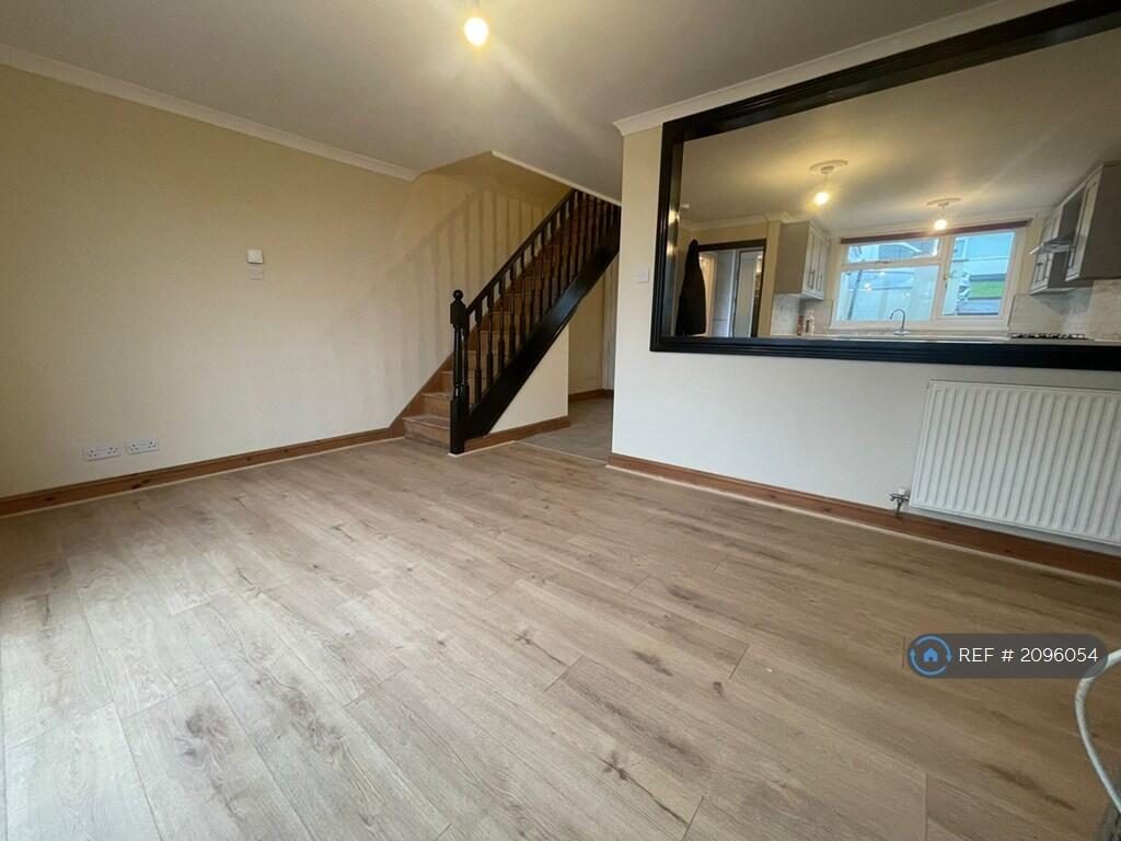 Main image of property: Tredegar Park View, Rogerstone, Newport, NP10