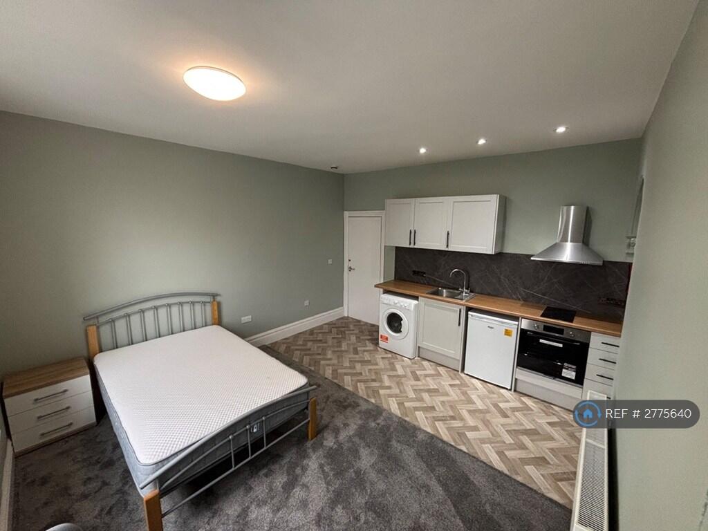 Main image of property: Cotham Road South, Bristol, BS6