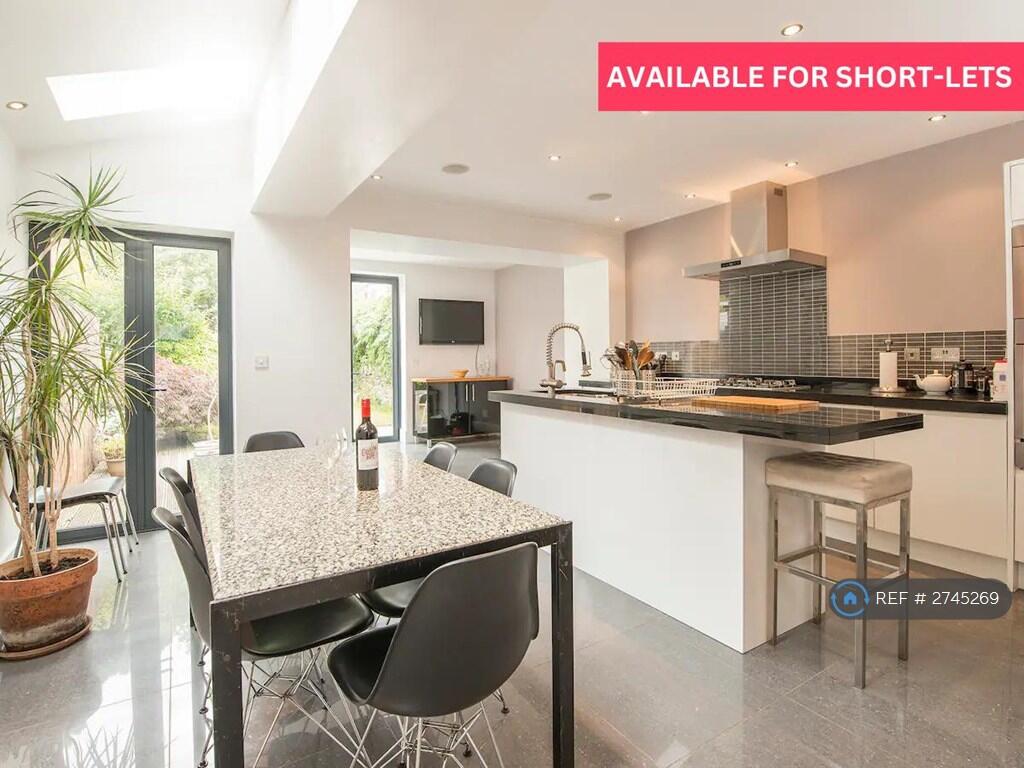 Main image of property: Plasturton Avenue, Cardiff, CF11