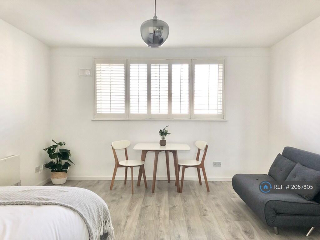 Main image of property: Farm Close, London, SW6