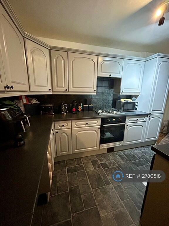 Main image of property: Meadow Road, Loughborough, LE12