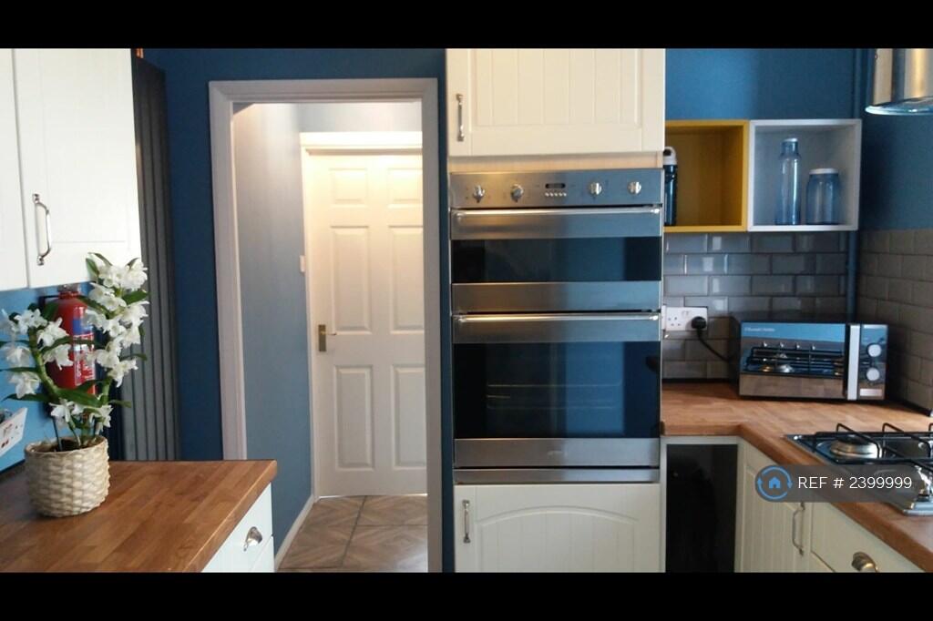 Main image of property: King Street, Pontypridd, CF37