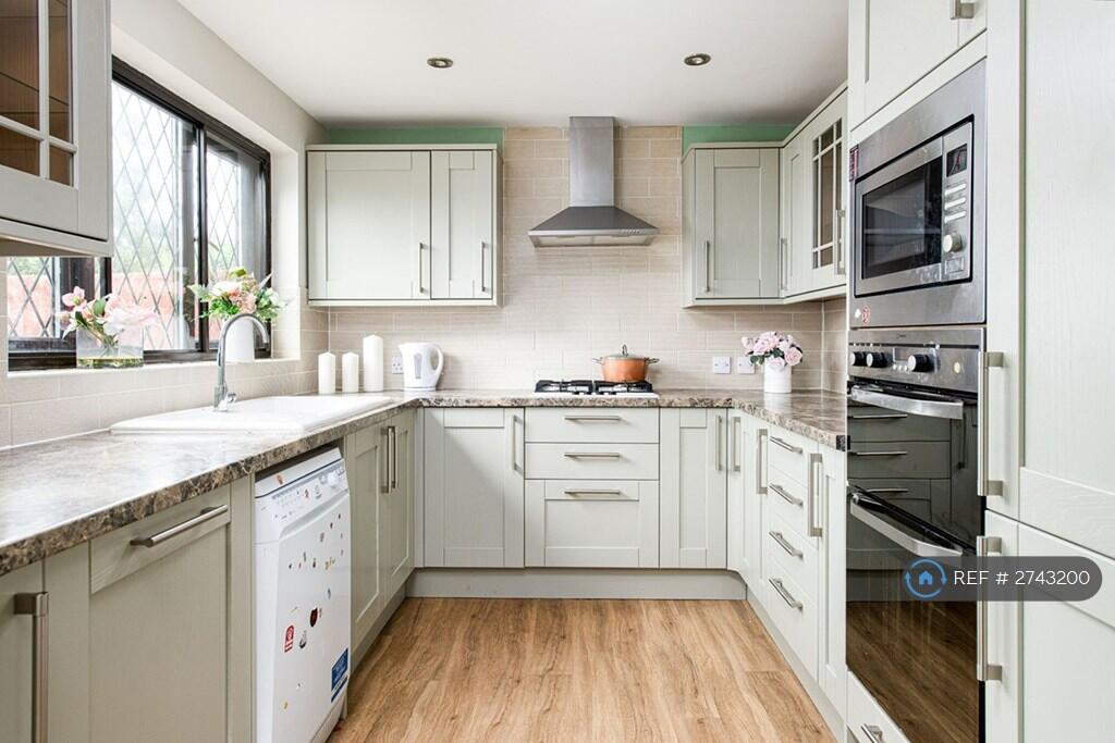 Main image of property: Highfields Close, Stoke Gifford, Bristol, BS34