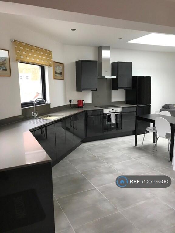 Main image of property: Ferndale Rise, Cambridge, CB5