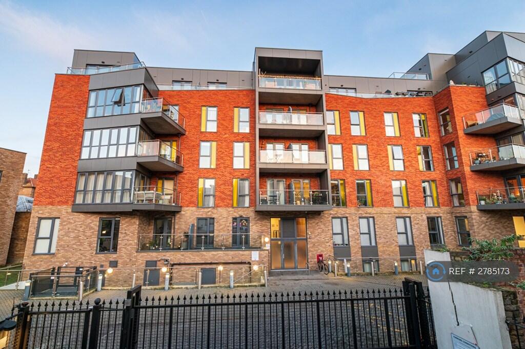 Main image of property: Waleorde Road, London, SE17