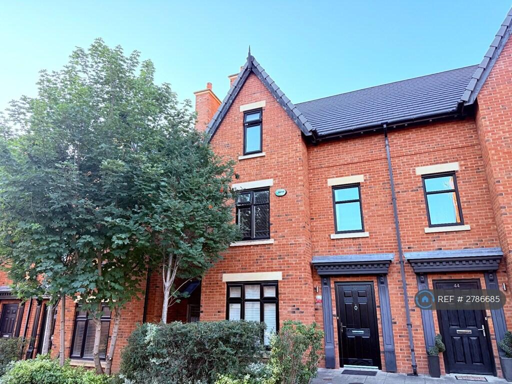 Main image of property: The Moorings, Worsley, Manchester, M28