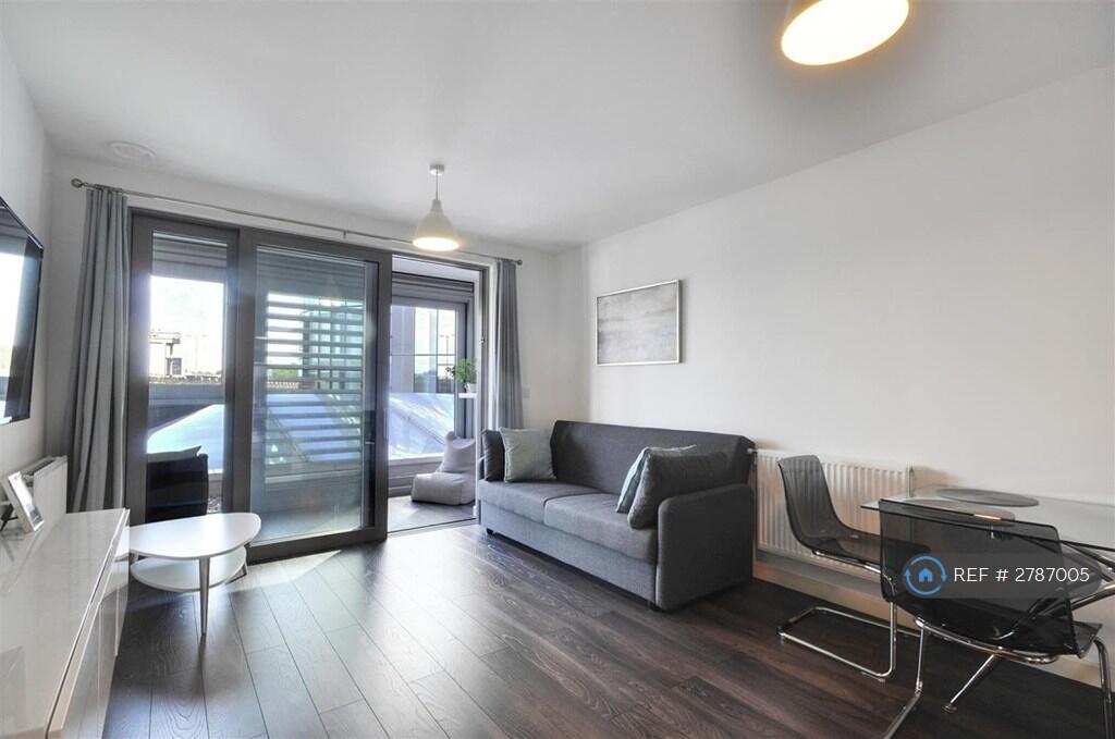 Main image of property: Westgate House, Brentford, TW8