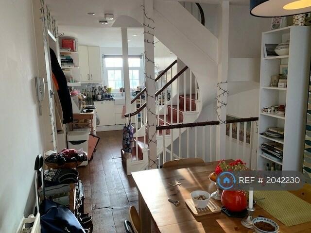3 bedroom terraced house for rent in Sillwood Street, Brighton, BN1