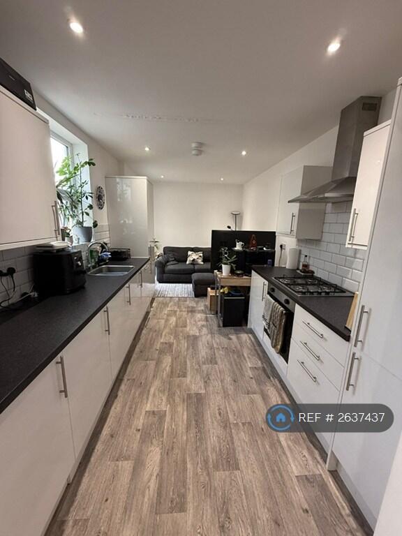 Main image of property: Grove Road, London, E18