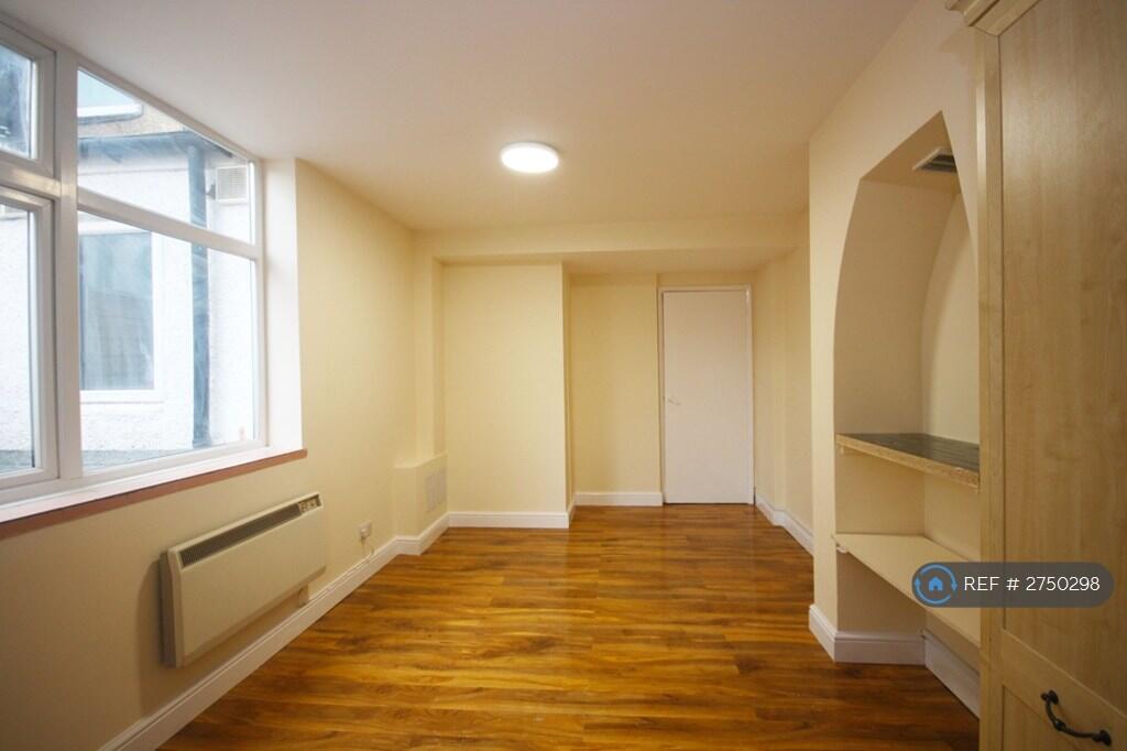 Main image of property: Cambridge Road, New Malden, KT3