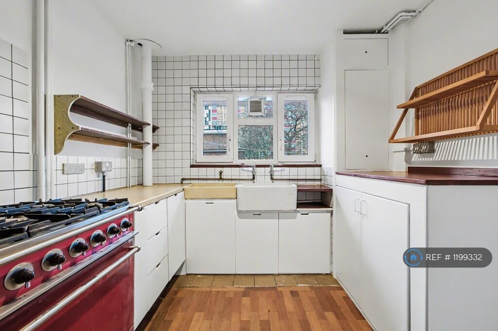 Main image of property: Wenlock Court, London, N1