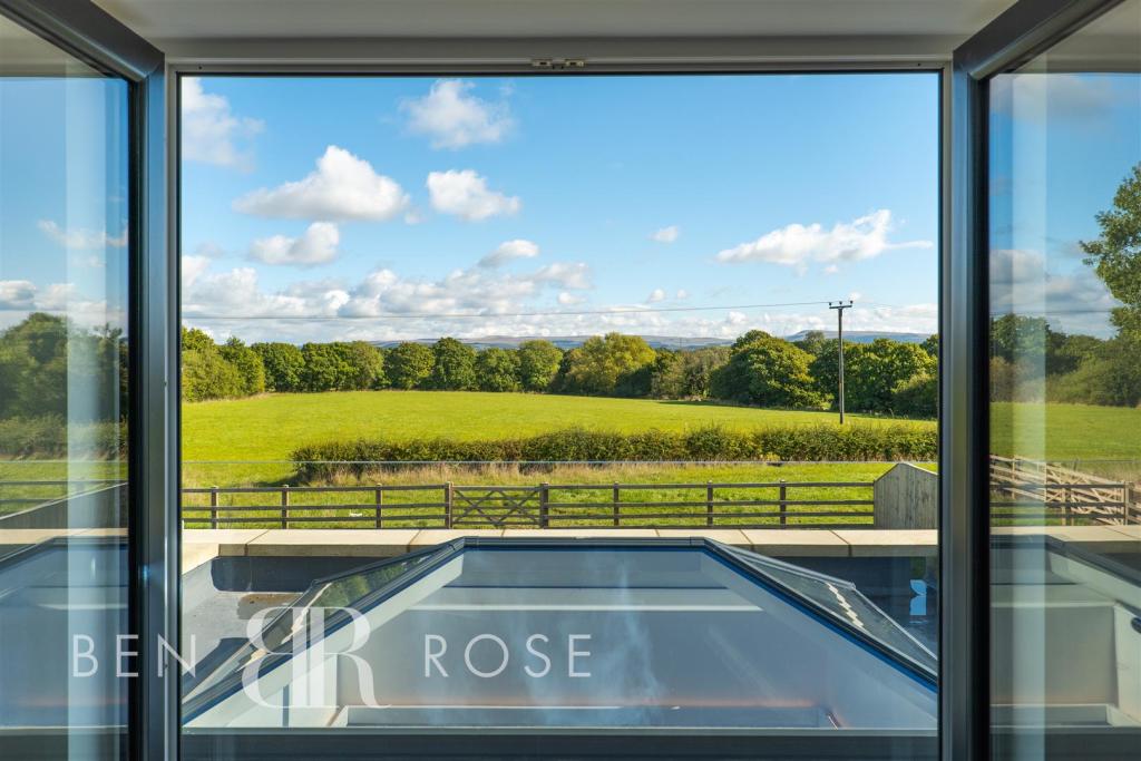 4 bedroom detached house for sale in Wood Lane, Heskin, Chorley, PR7