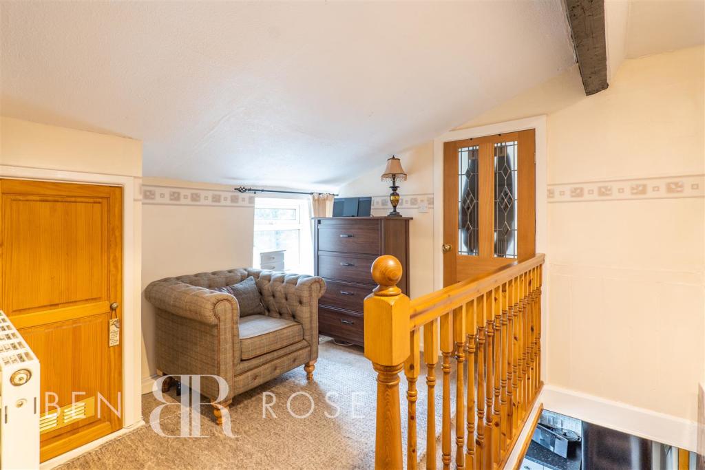 2 bedroom terraced house for sale in Preston Road, WhittleLeWoods