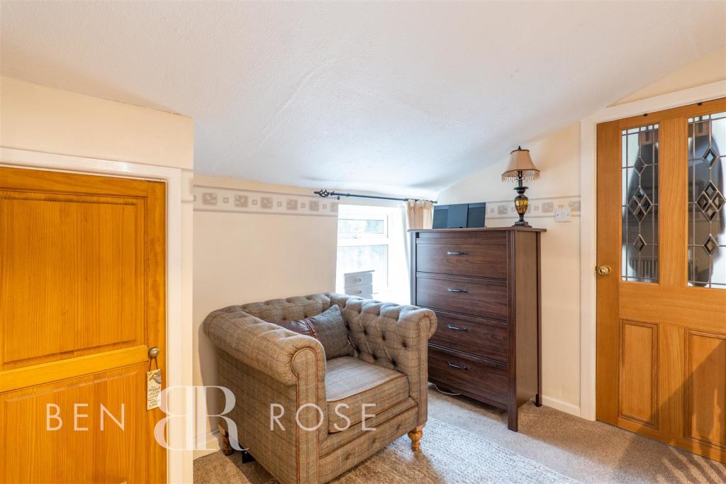 2 bedroom terraced house for sale in Preston Road, WhittleLeWoods