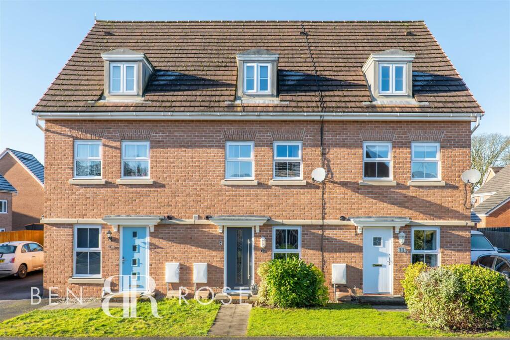 4 bedroom town house for sale in Silverstone Street, Buckshaw Village