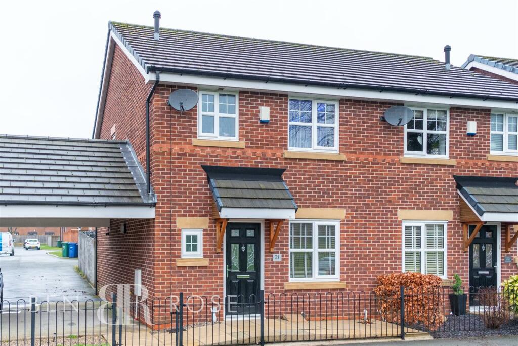 3 bedroom semidetached house for sale in Brindle Street, Chorley, PR7