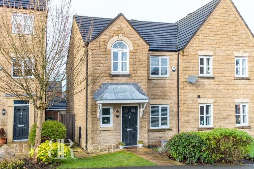 3 bedroom semidetached house for sale in Lightoller Close, Chorley, PR6