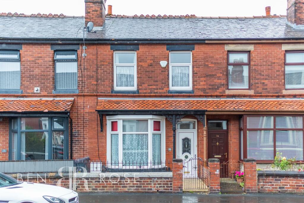 3 bedroom terraced house for sale in Devonshire Road, Chorley, PR7