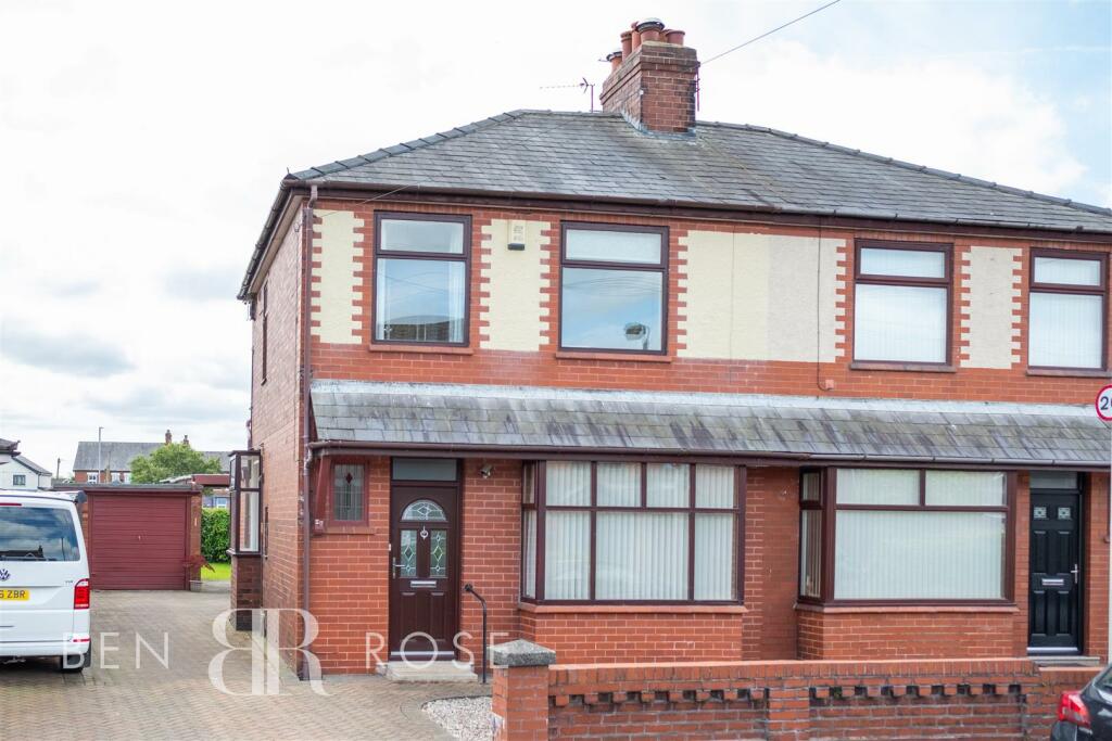 3 bedroom semidetached house for sale in Sagar Street, Eccleston