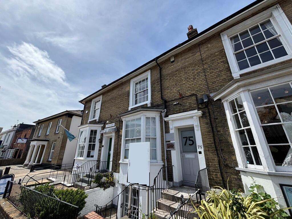 Main image of property: 75 Bedford Place, Southampton, Hampshire, SO15 2DF