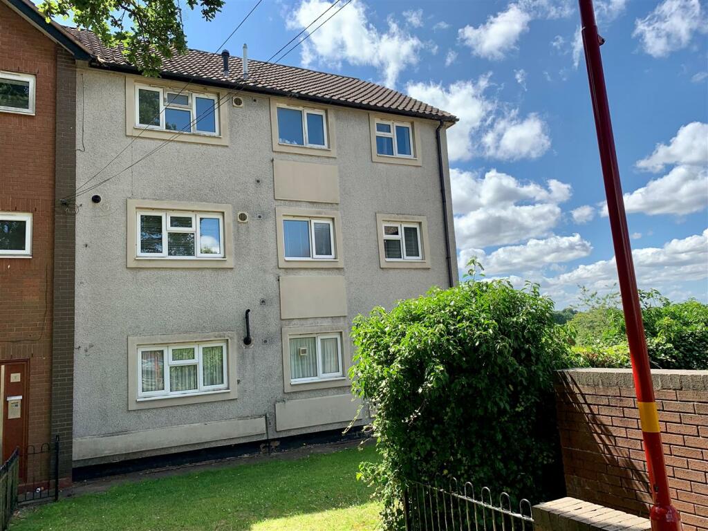 3 bedroom apartment for rent in The Doweries, Rubery, B45