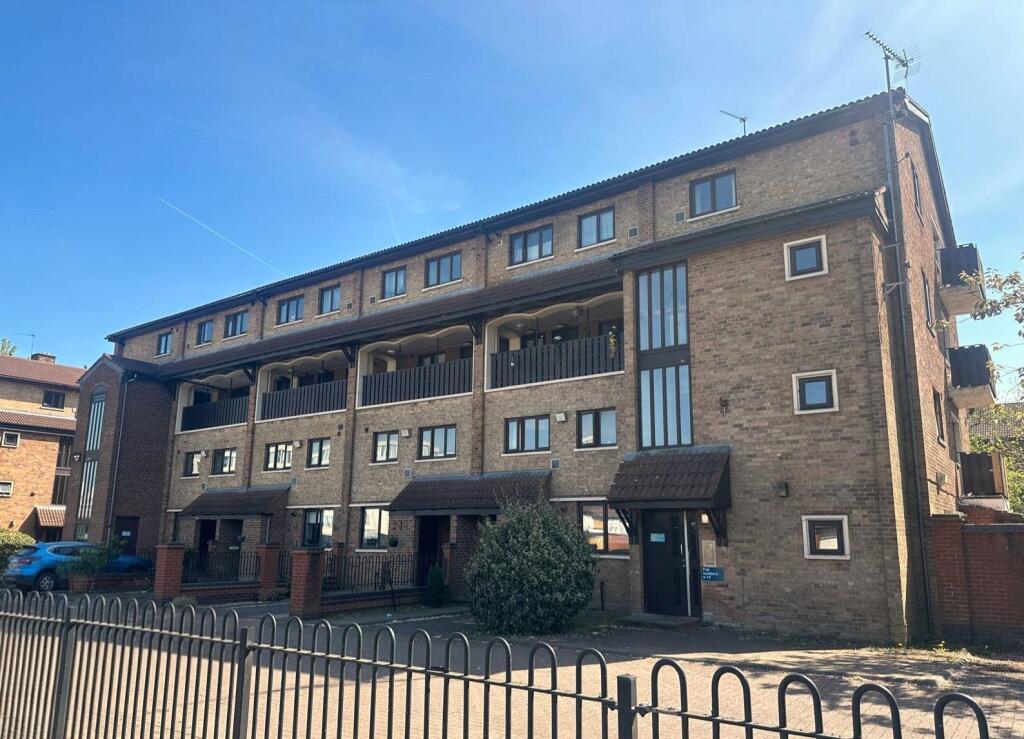 Main image of property: 1540 Bristol Road South, Rednal, Birmingham, B45
