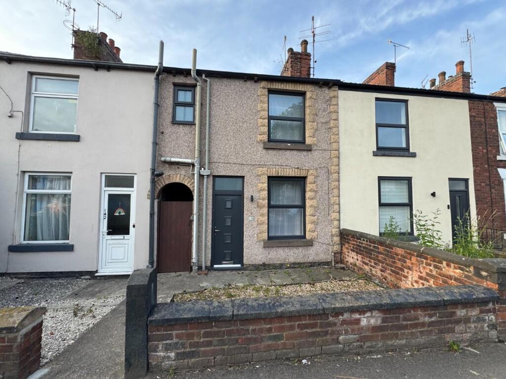 Main image of property: Chatsworth Road, Chesterfield, S40 2AR