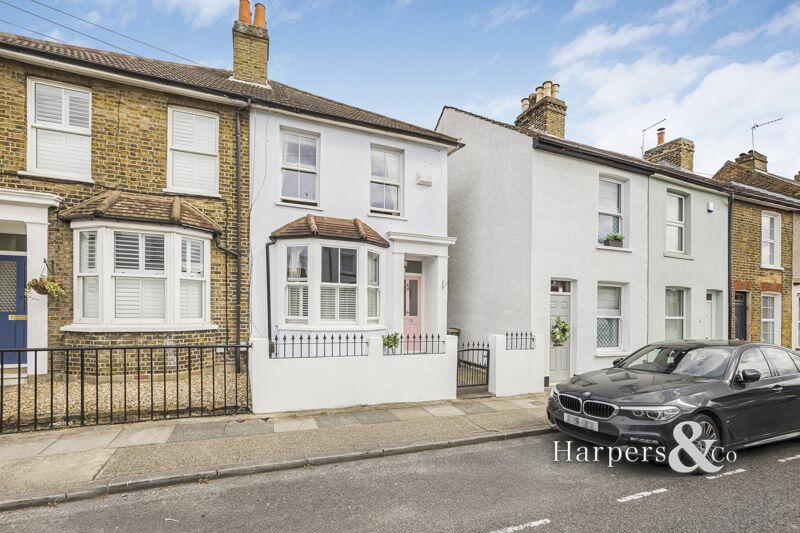 3 bedroom semidetached house for sale in Albert Road, Bexley, DA5