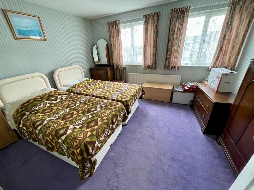 Additional property image - Kites Close, Warwick