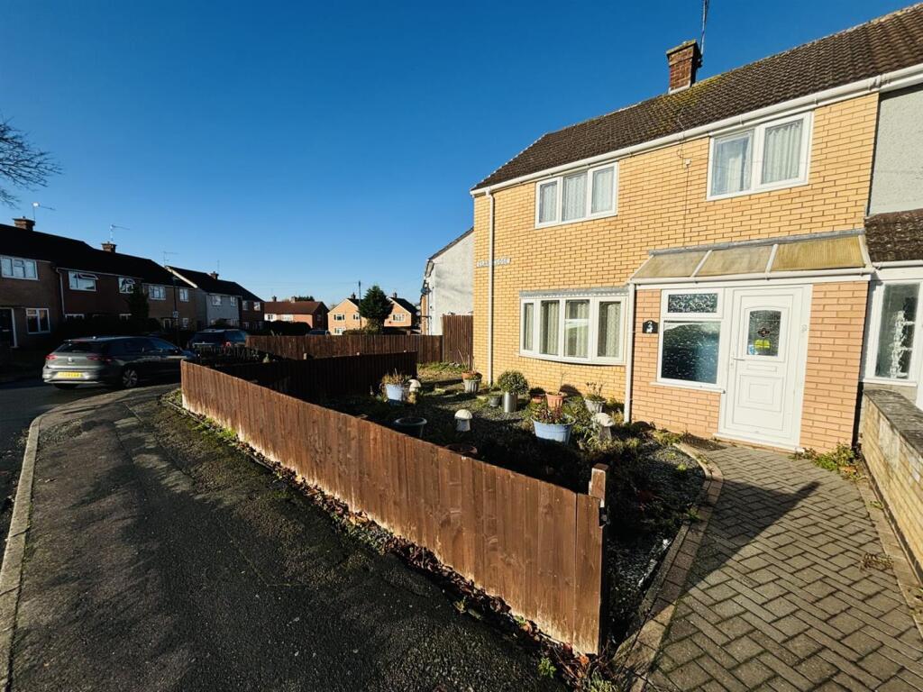 Main image of property: Clare Close, Leamington Spa