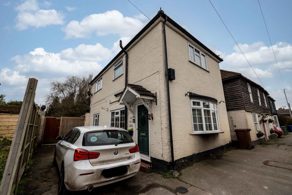 Main image of property: London Road, Sittingbourne, ME9
