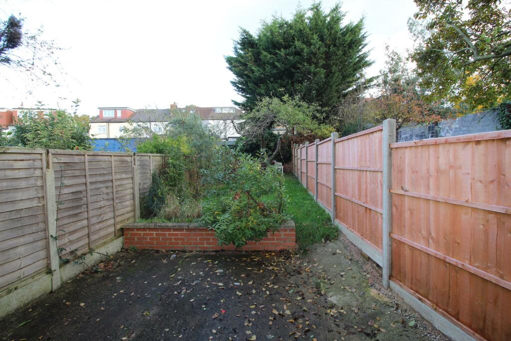 Apartment to rent on (Ground Floor Flat) Grantock Road, Walthamstow E17