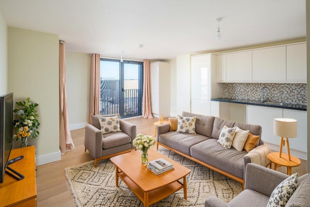 Main image of property: (7th Floor Flat) Charter House, 450 High Road, IG1