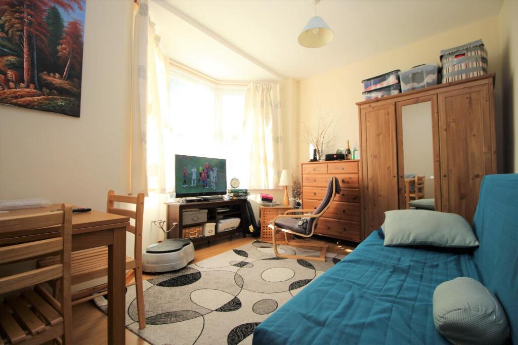 Main image of property: Markhouse Avenue, Walthamstow, E17