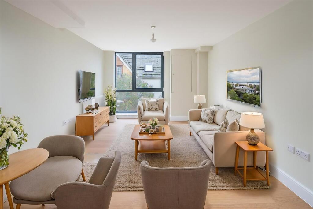 Main image of property: Cameron Road, Seven kings IG3