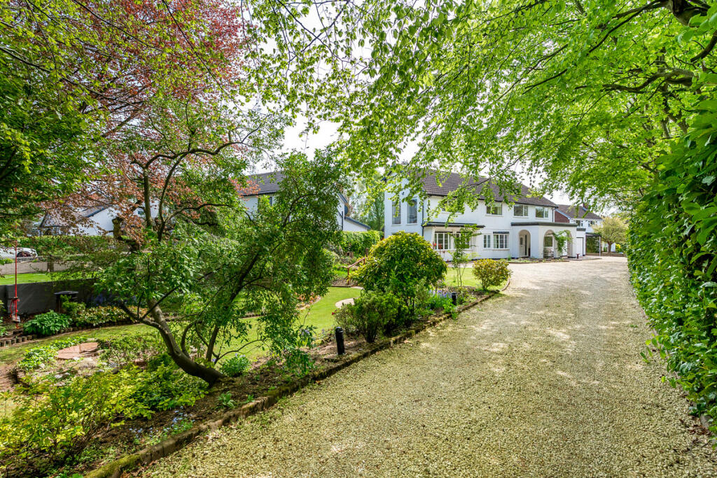 5 bedroom detached house for sale in Tenement Lane, Bramhall, SK7