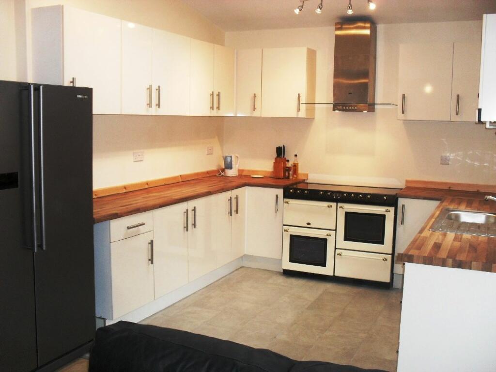 7 bedroom house share for rent in Albert Grove, Lenton, Nottingham, Nottinghamshire, NG7