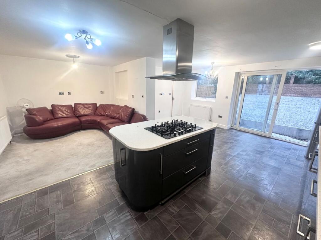 Main image of property: Wheatley Drive, Carlton, Nottingham, Nottinghamshire, NG4