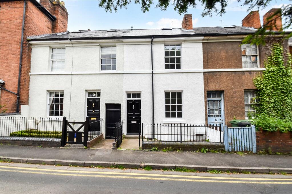 4 bedroom terraced house for sale in Green Hill, Bath Road, Worcester, Worcestershire, WR5