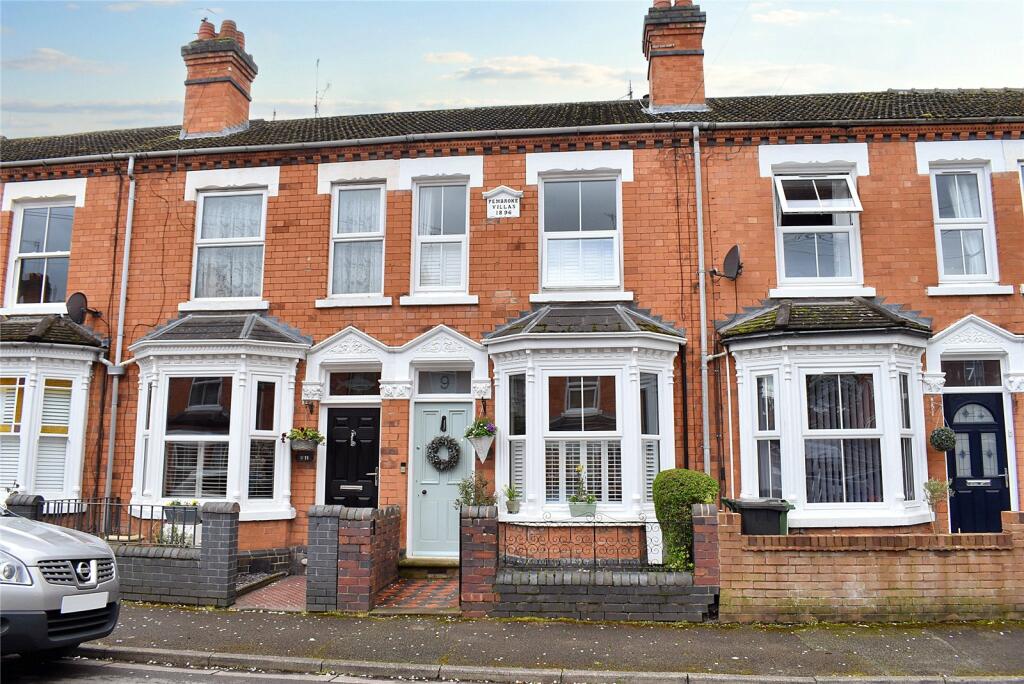 2 bedroom terraced house for sale in Shrubbery Road, Worcester, Worcestershire, WR1