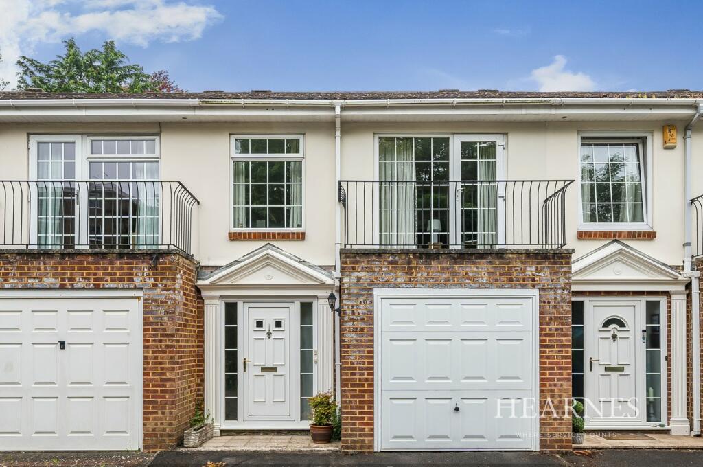 Main image of property: St Ives Gardens, Meyrick Park, Bournemouth, BH2