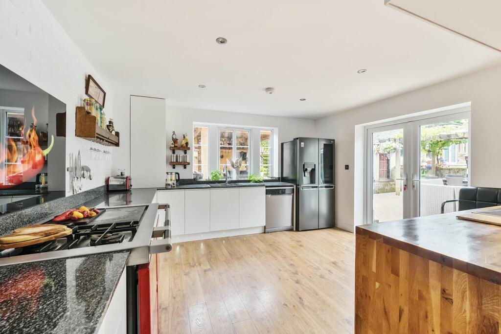 Additional property image - Muscliffe Lane, Muscliff, Bournemouth, BH9