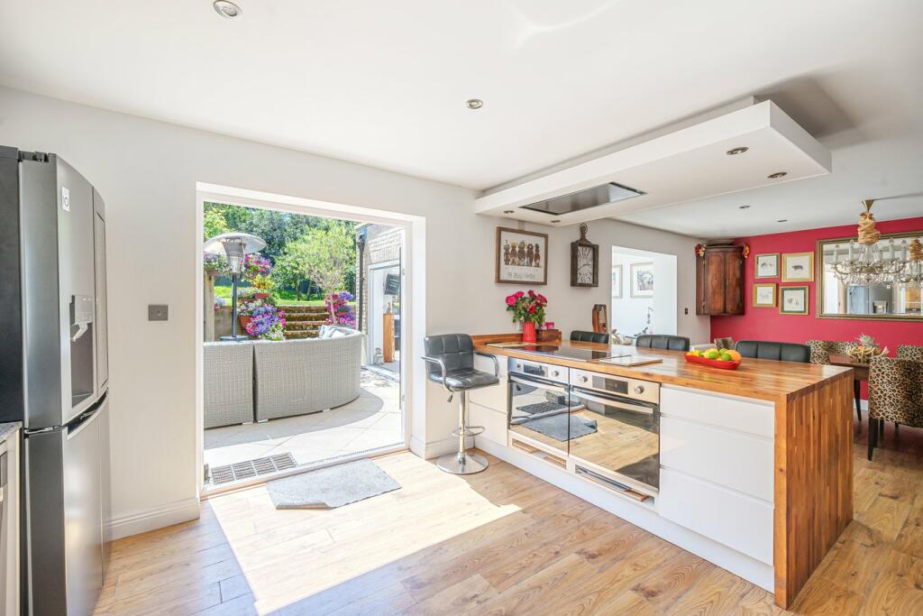 Additional property image - Muscliffe Lane, Muscliff, Bournemouth, BH9