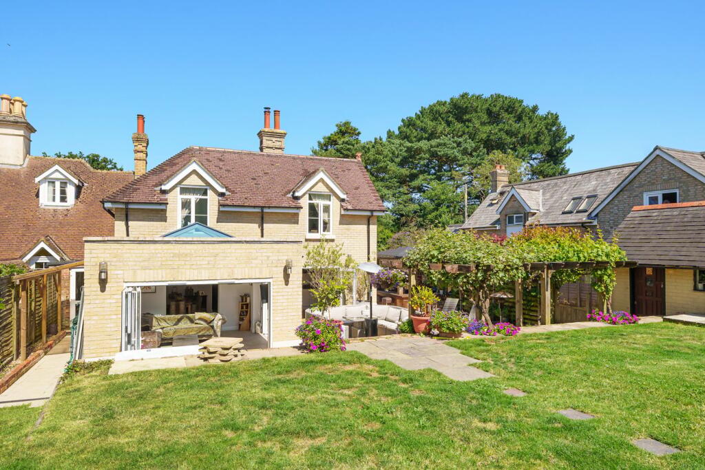Additional property image - Muscliffe Lane, Muscliff, Bournemouth, BH9