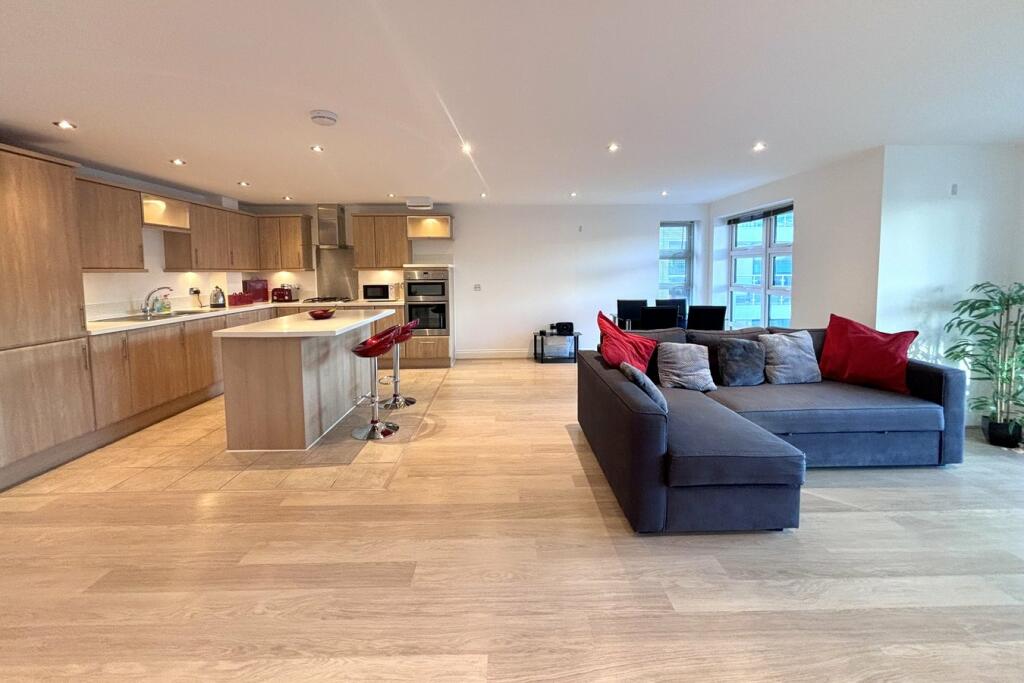Additional property image - Boscombe Spa Road, Boscombe Spa, Bournemouth, BH5