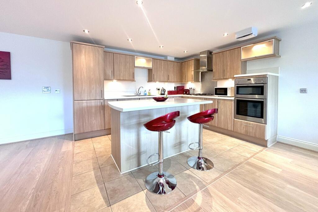 Additional property image - Boscombe Spa Road, Boscombe Spa, Bournemouth, BH5
