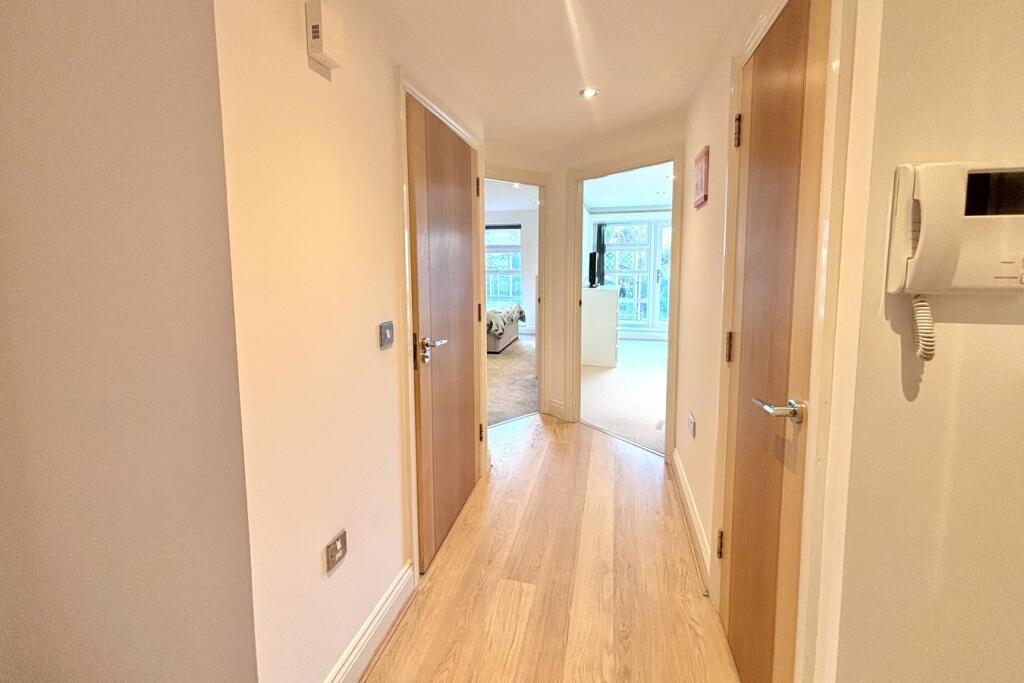Additional property image - Boscombe Spa Road, Boscombe Spa, Bournemouth, BH5