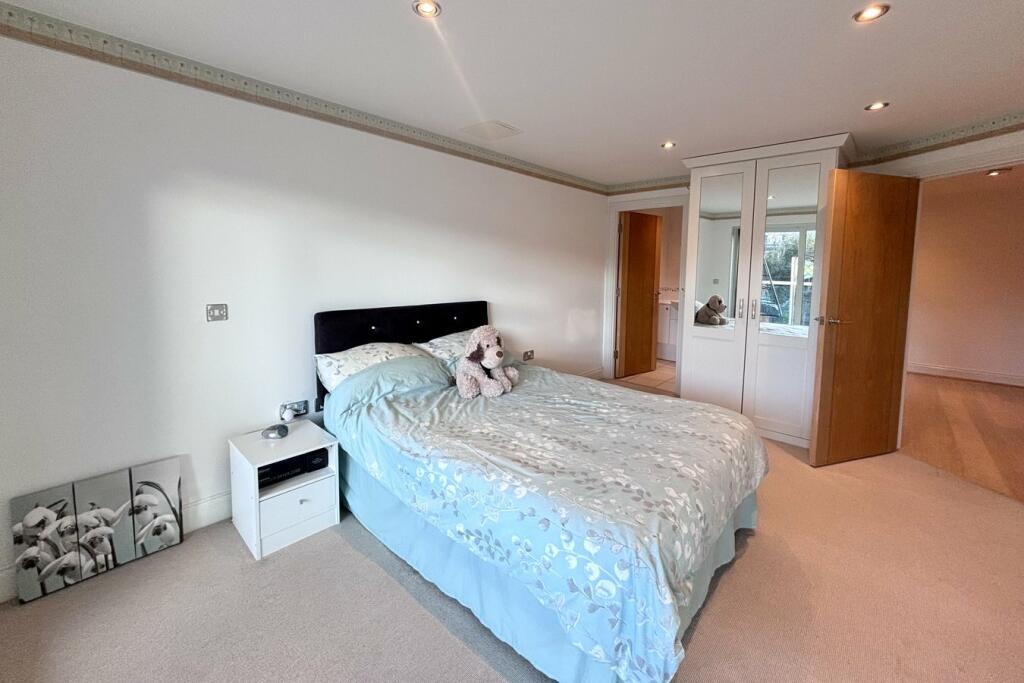 Additional property image - Boscombe Spa Road, Boscombe Spa, Bournemouth, BH5